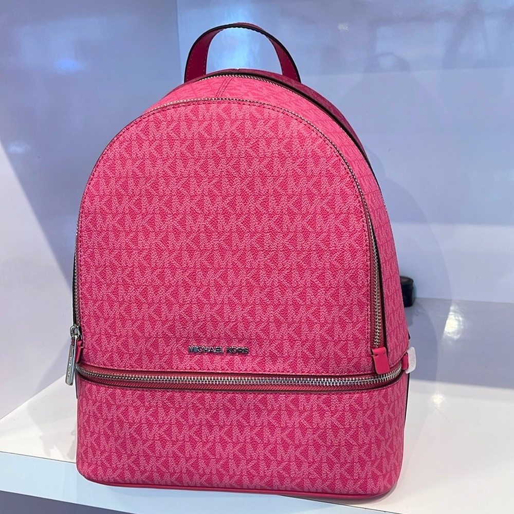 Michael Kors Rhea Medium Signature Logo Backpack
Dragonfruit
NWT - Picture 2 of 16